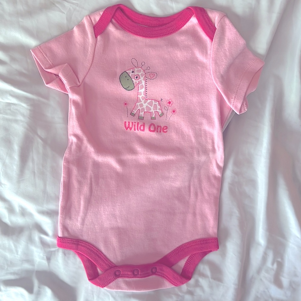 NWT Little Girl’s Bodysuit 🩷
